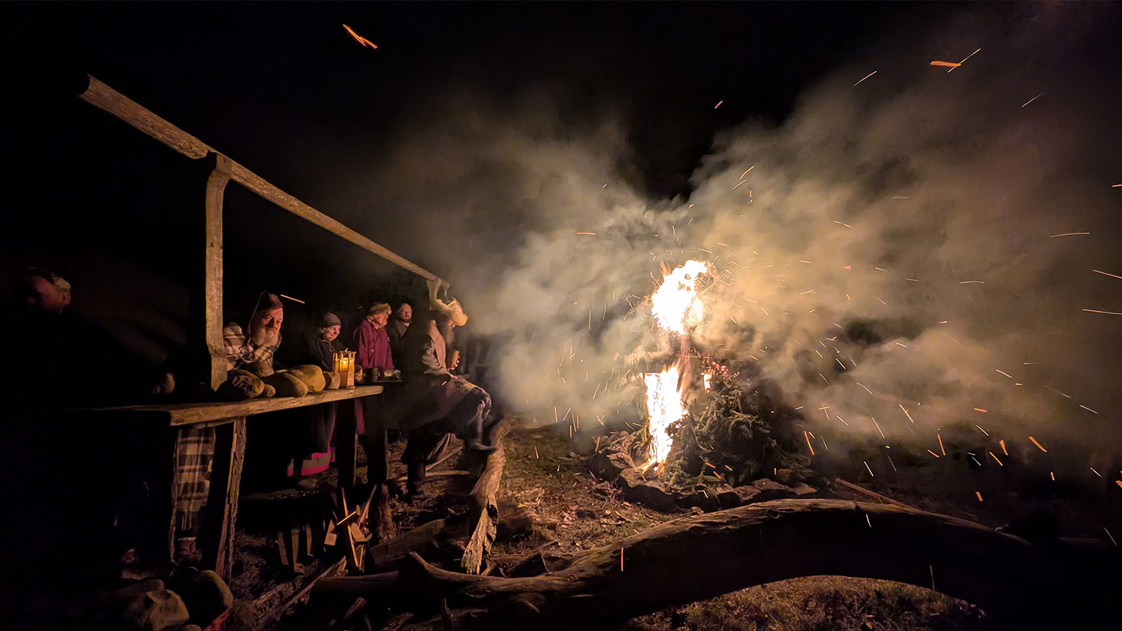 Das Julfeuer ist entzündet